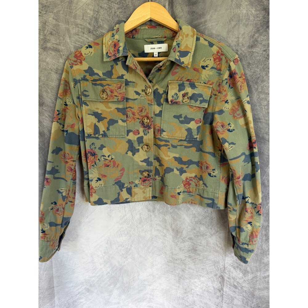 John + Jenn Floral Camo Cropped Utility Jacket Green Pink Small Button Front